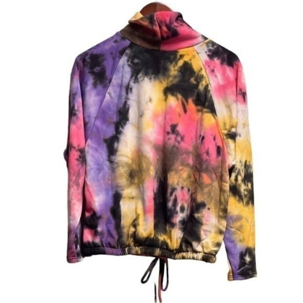 NEW LUSH Tie-Dye Turtleneck Sweater Medium - Picture 1 of 6